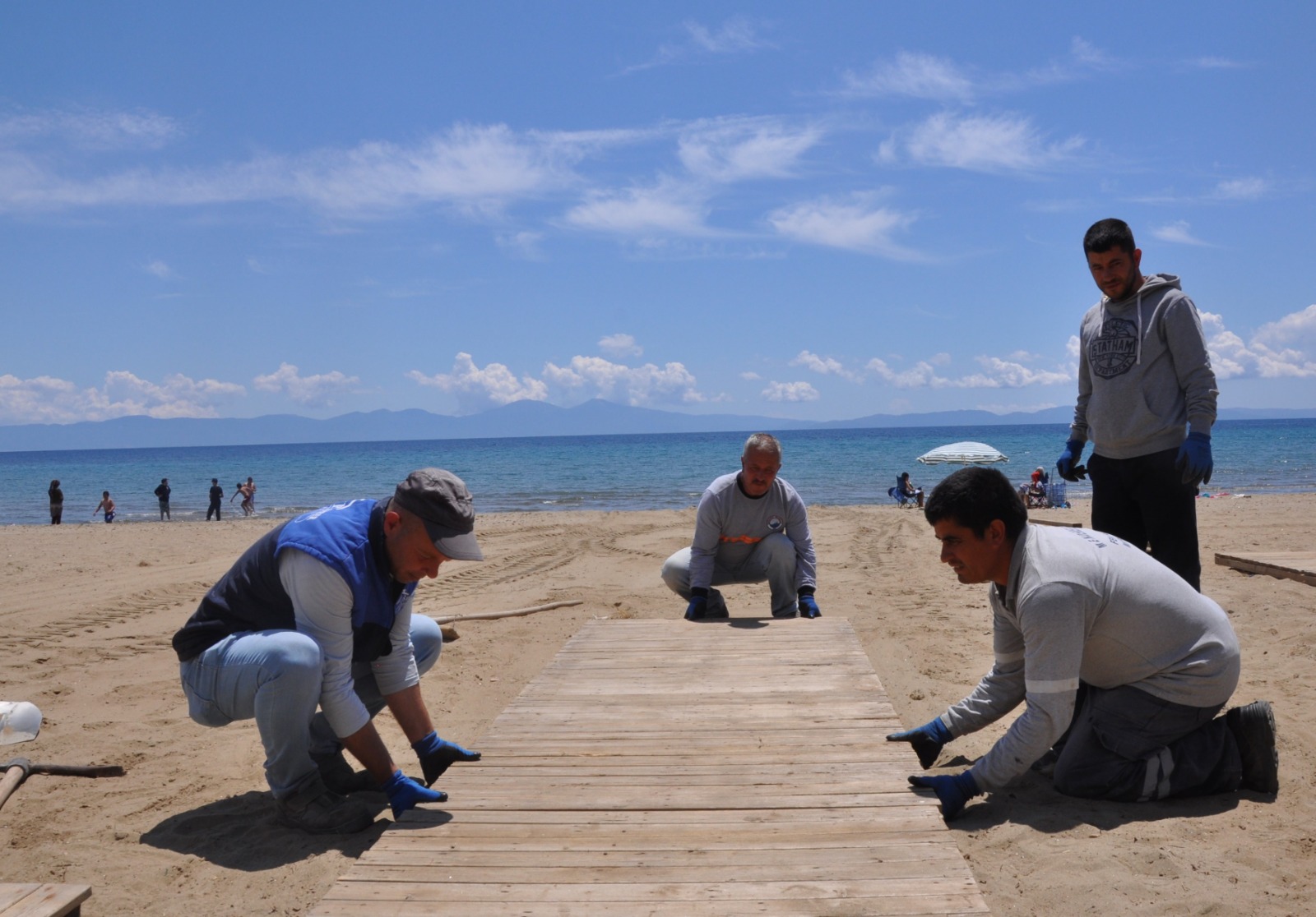 Menderes'in "yeni normal" plajları