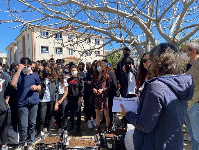 Seferihisar Belediyesi Erasmus+ öğrencilerini yerel tohumla buluşturdu
