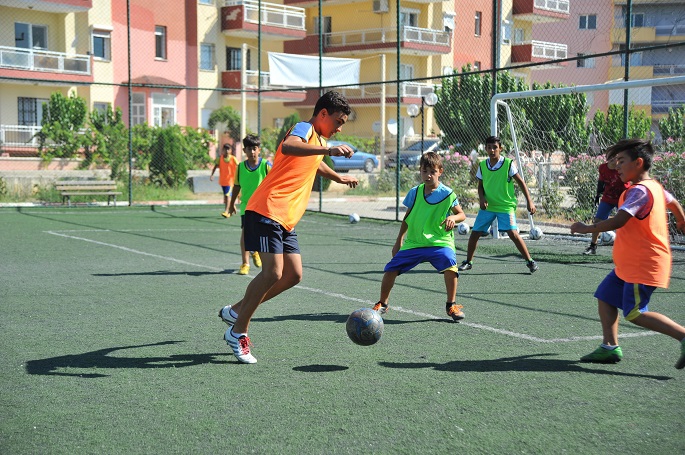 Seferihisar Belediyesi Yaz Spor Okulu kayıtları başlıyor