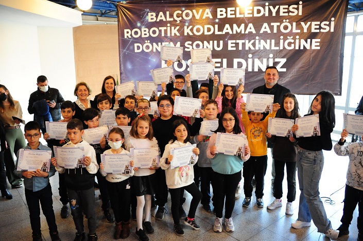 Balçova'da Geleceğin Mucitlerine Robot Show