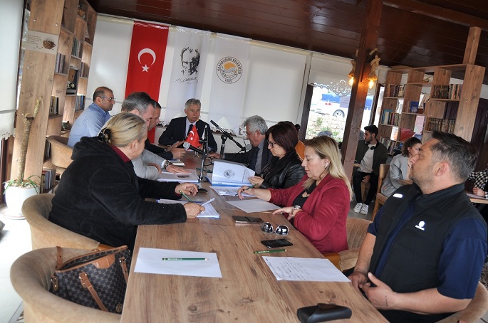 Karaburun Belediyesi Faaliyet Raporu'na kabul