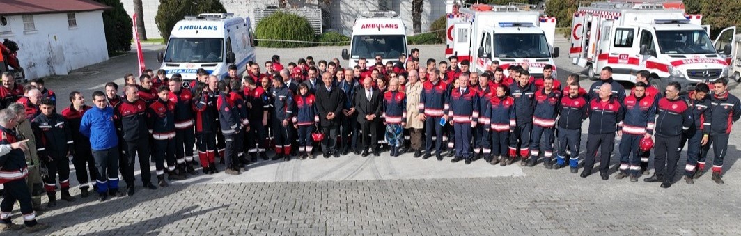 İzmir itfaiyesinin özel donanımlı ambulansları hayat kurtaracak