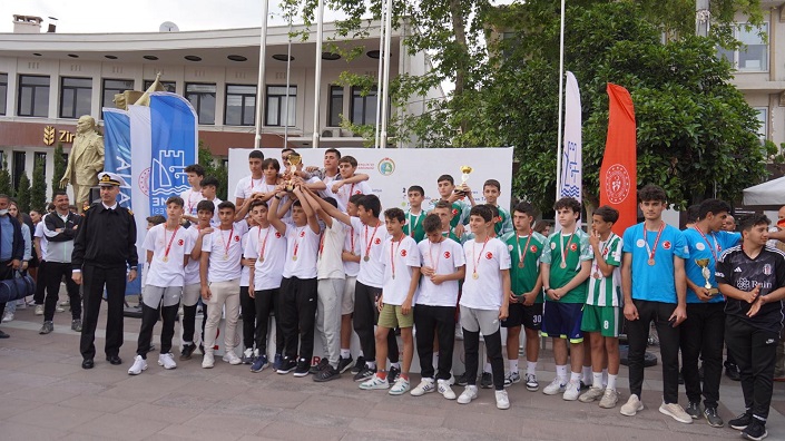 17. Yarımada Spor Oyunları’nda Ödül Gururu