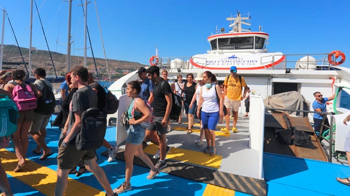 İZDENİZ Yaz Seferleri başlangıcı, Kurban Bayramı 2.günü