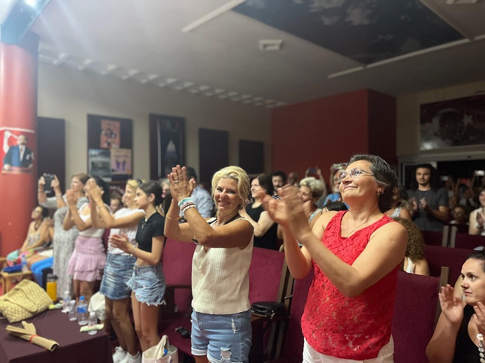 Ürkmez Kültür ve Sanat Festivali başladı