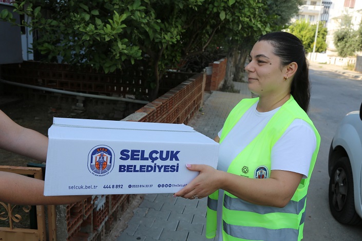 Selçuk'ta Beslenme Çantası Çağrısı