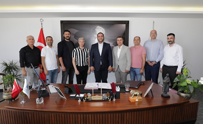 Narlıdere'de Memurların Yüzünü Güldüren Sözleşme