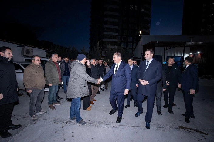 Başkan Tugay Şantiyede, Emekçilerle Buluştu