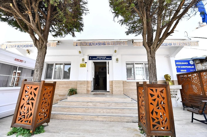 Güzelbahçe Sağlıklı Yaş Alma Merkezi Kapılarını Açtı