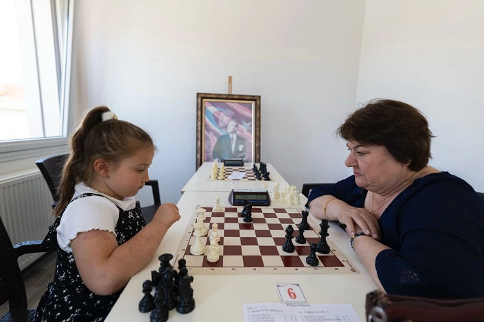 Balçova’da İki Kuşak, Satranç Turnuvasında Buluştu
