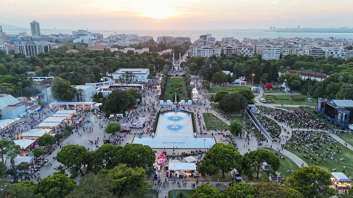 İEF Gecelerinde Müzik, Sanat ve Eğlence 