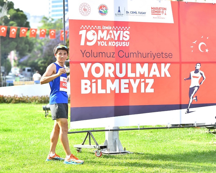 İzmir’de 19 Mayıs coşkusu